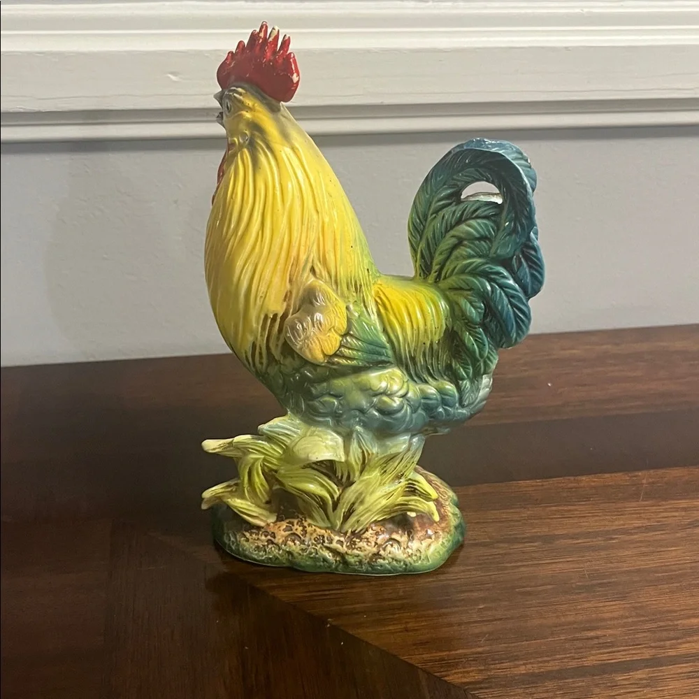 VINTAGE  Rooster Figurine JAPAN rooster home decor